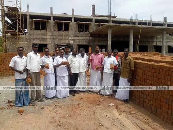 The Vatatsar office decided to engage in the struggle of the CPI (M) by constructing a buggy brick